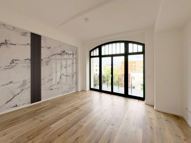 INDUSTRIECHARME NEU GEDACHT // Maisonettewohnung mit Terrasse und Fußbodenheizung - Foto 1