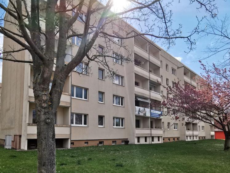 Singlewohnung im ersten Obergeschoss - Photo 1
