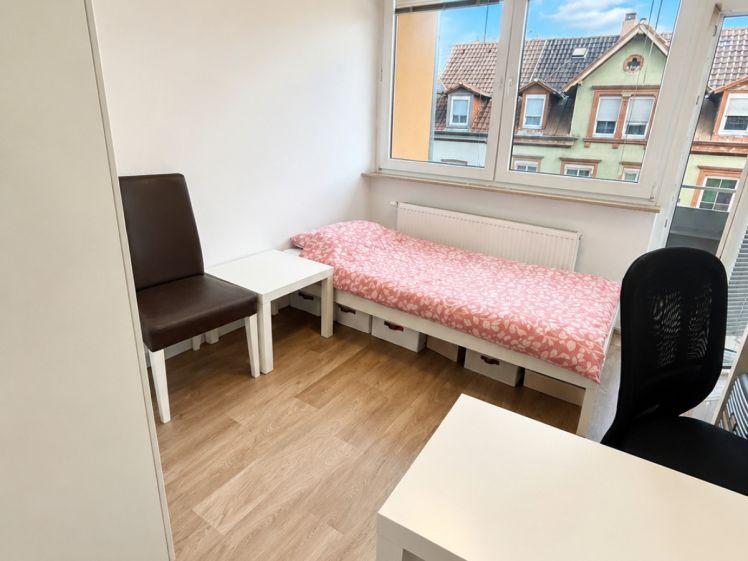 1Zimmer möbliertes Appartement, 20 qm in Toplage in Kaiserslautern zu vermieten. - Photo 1