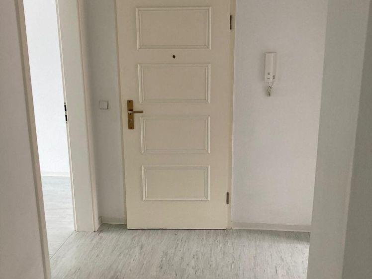 Großzügige 3-Raum Wohnung mit Charme im Altenburger Dichterviertel! - Photo 1