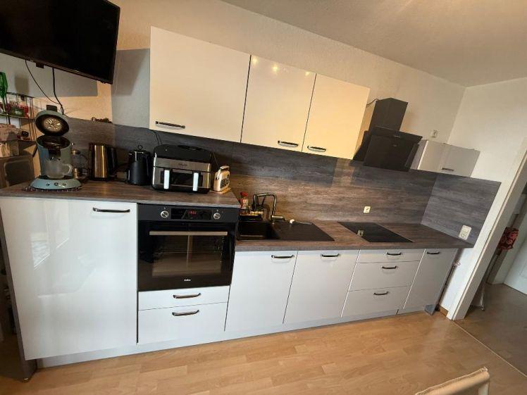 Tolle 3-R.-Whg. m. Balkon ( tolle EBK kann abgelöst werden) - Foto 1