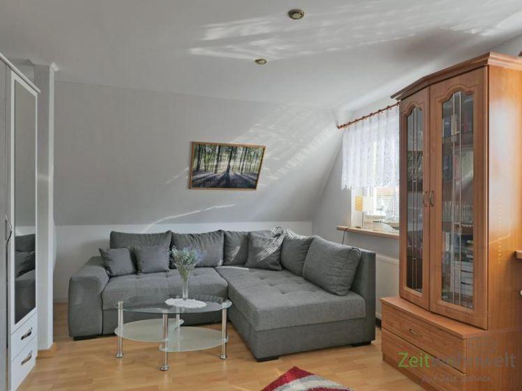 (EF1102_M) Magdeburg: Nordwest, möblierte Wohnung (Haushälfte) mit PKW-Stellplatz, Dachbalkon und Klimaanlage - Foto 1