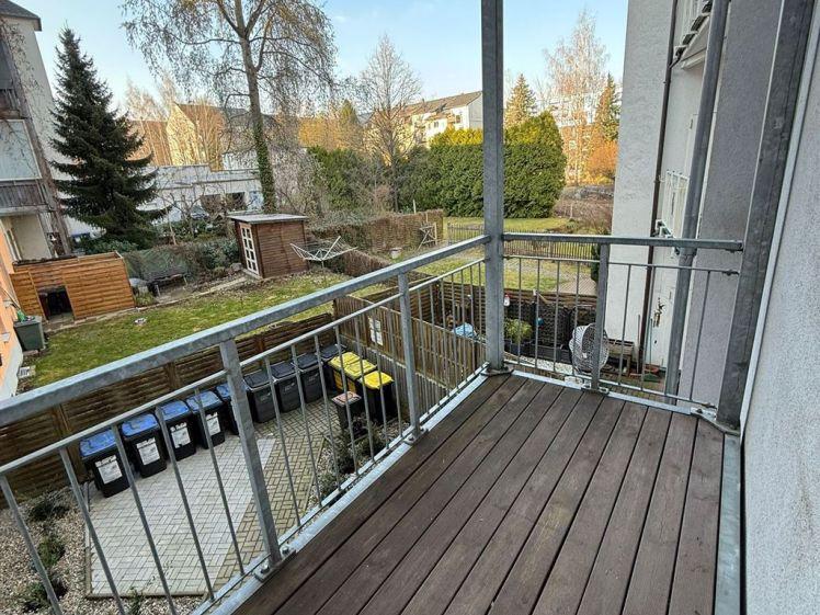 Kompakte 2-Zimmer mit Balkon, Wanne und Laminat in TOP-Lage! - Foto 1