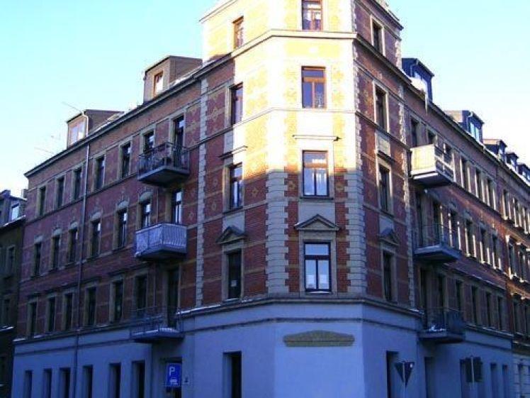 Kompakte 2-Zimmer mit Balkon, Wanne und Laminat in TOP-Lage! - Photo 1