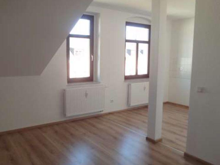 Frei ab 1.9.25 - DG-Whg. mit offener Küche auf dem Kaßberg ! - Photo 1