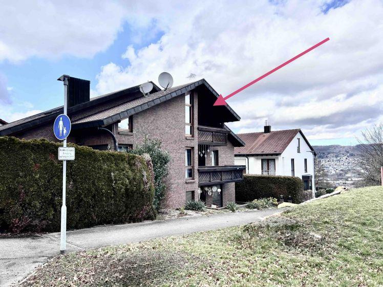 73779 Deizisau: 4-Zimmer-Wohnung im 1.OG eines Mehrfamilienhauses in bester Aussichtslage. - Foto 1