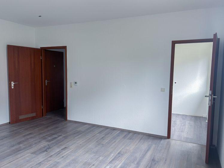 Ideal für Singles: Charmante 1-Zimmerwohnung mit Einbauküche - Foto 1