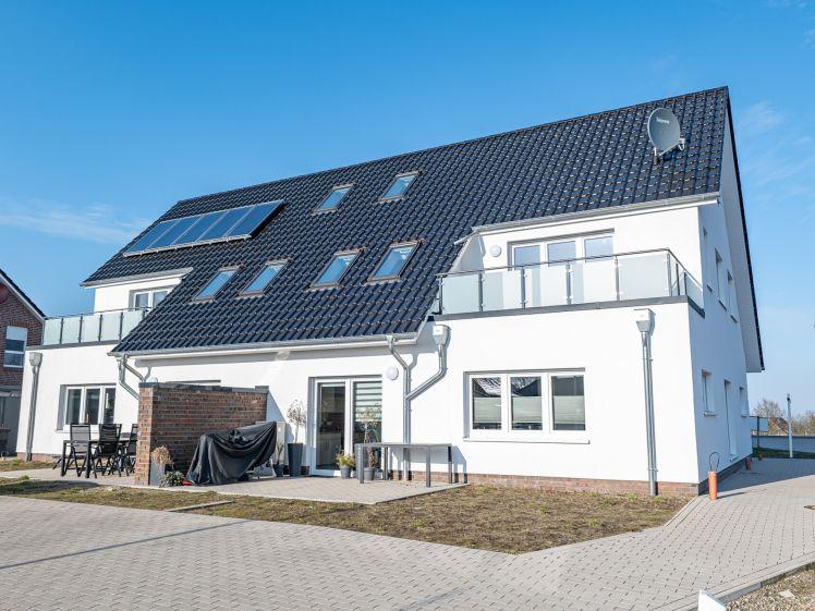 Hochwertiges Wohnen Am Wohnpark Hamfeld – 3-Zimmer-OG-Wohnung mit Stil - Photo 1