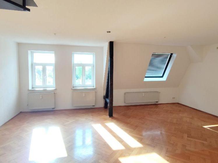 2-Raum-Maisonettewohnung mit Einbauküche - Photo 1