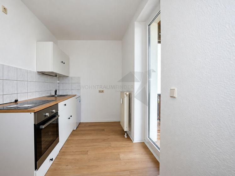 Kleine Balkonwohnung mit Einbauküche in Niederplanitz - Foto 1