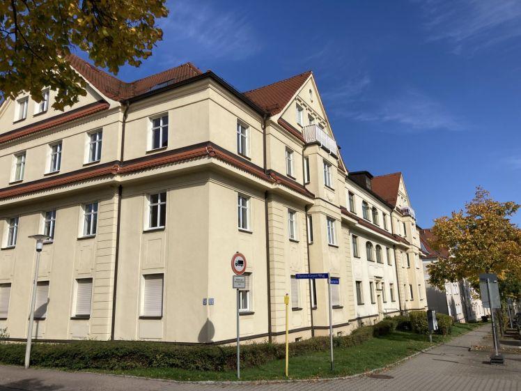Ab 1.1.27! Helle 1-Raumwohnung mit EBK in Marienthal - Nähe HBK - Photo 1