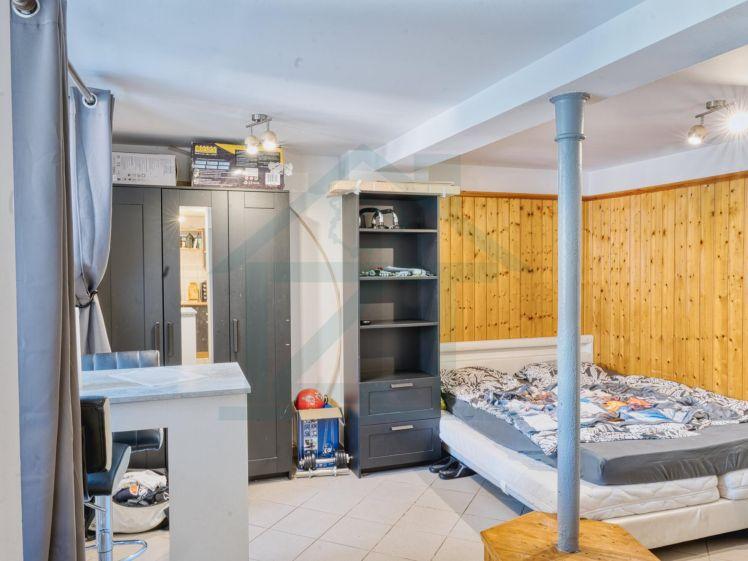1-Raum-Wohnung mit Traumblick mitten in Kahlas Altstadt - Foto 1