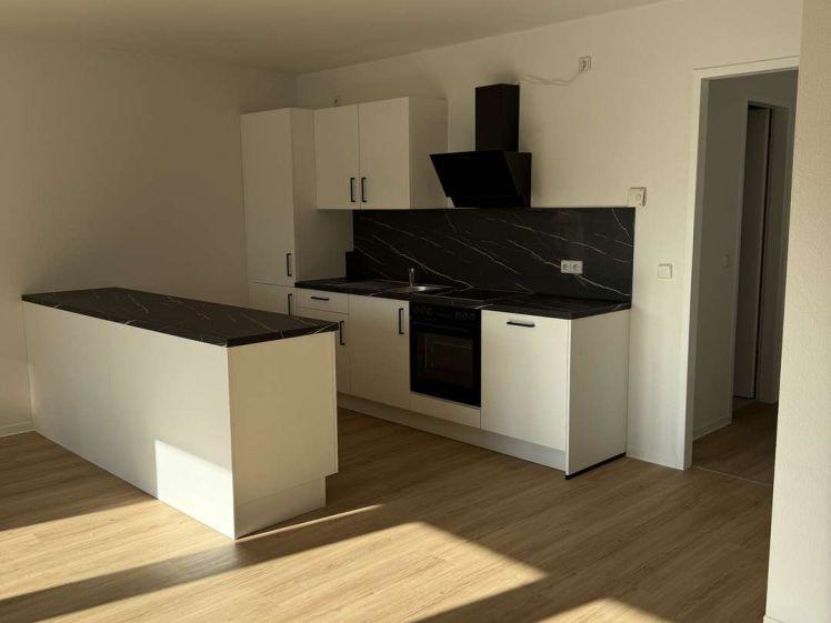 4-Zimmer-Wohnung mit Balkon, offener Küche, Gäste-WC - Foto 1