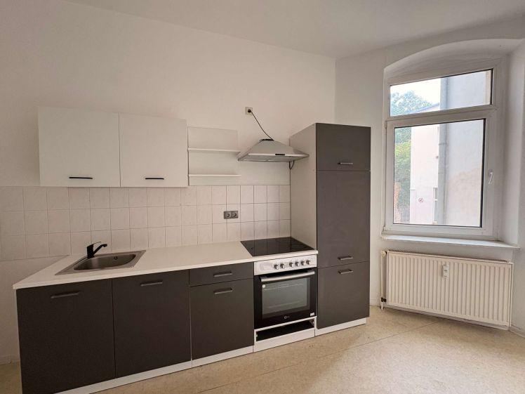 zentrumsnahe 3 Raumwohnung mit Einbauküche! - Photo 1