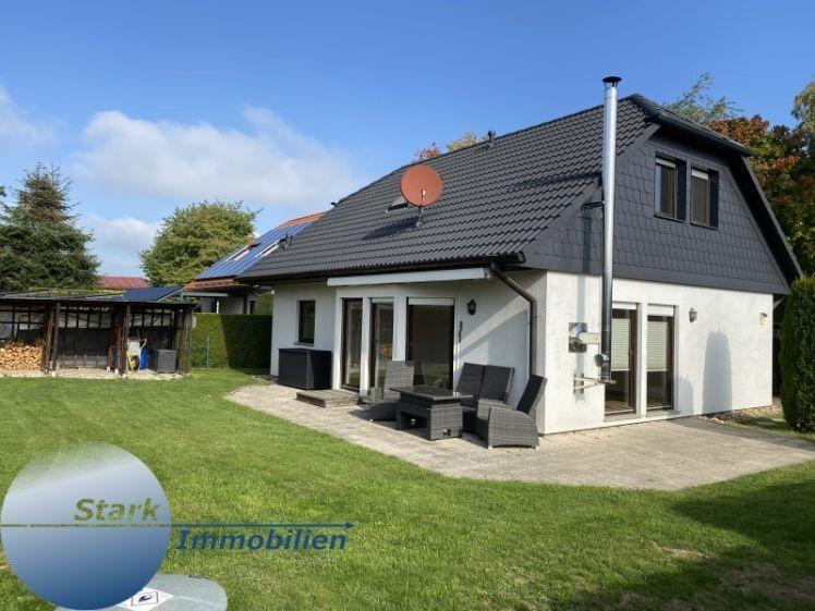 Stark! Wunderschönes 3 Raum EFH mit EBK und Garten! - Foto 1