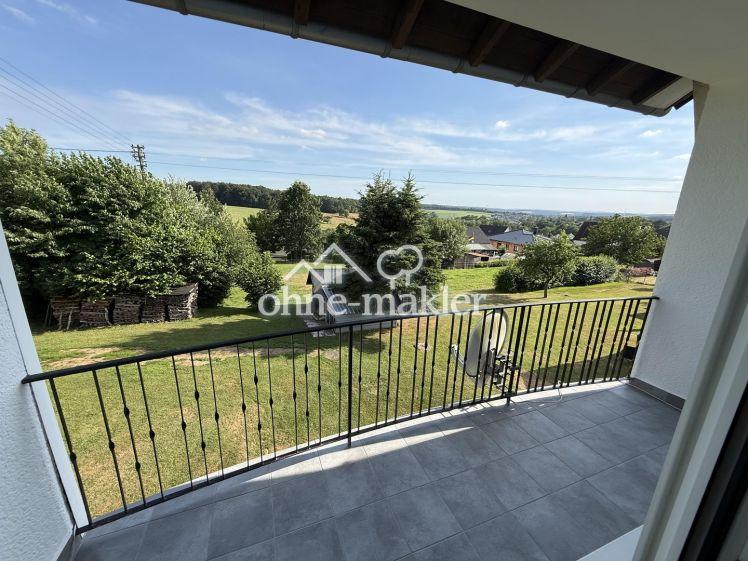 Neu renovierte 3-Zimmer-Wohnung mit Balkon, neuer EBK und 2 Stellplätzen in Reuffelbach (Mammelzen) - Photo 1