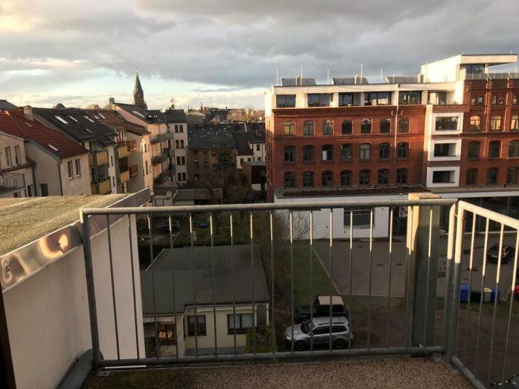 Klein-aber fein, zentrumsnah & mit Balkon - Photo 1
