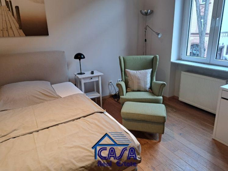 Fußläufig zur Schweizer Strasse: hochwertig eingerichtetes 1 Zimmer Apartment mit separater Kitchenette - Foto 1