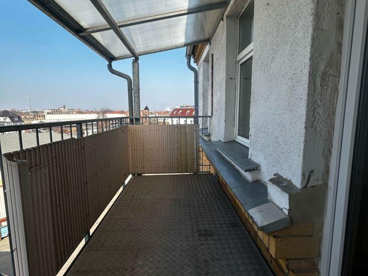 Schnell sein! Tolle 3-Raum-Dachgeschosswohnung mit Balkon - Photo 1