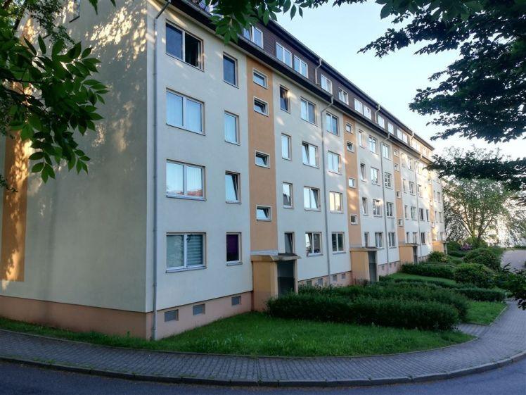 ***Wohnen in Super Lage - 3 Raum Wohnung ! *** - Photo 1