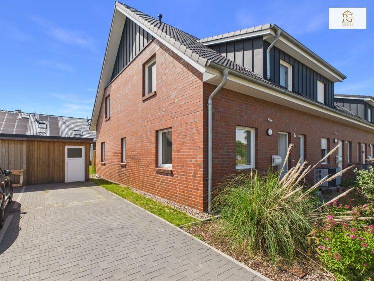 Zu vermieten - Modernes Reihenhaus BJ. 2021 115 m2 in Otterndorf wenige Meter bis zum Deich Besichtigung möglich 09.07.26 16:00 Uhr - Photo 1