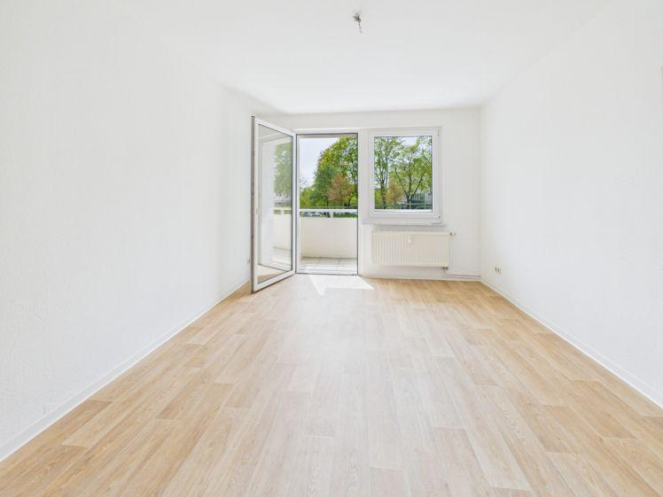 2-Raum-Wohnung im Erdgeschoss mit Balkon in Schloßchemnitz - Photo 1
