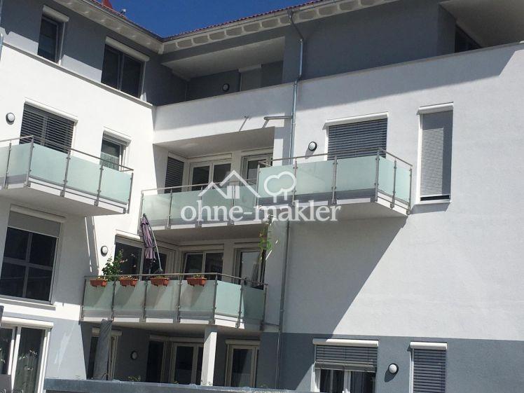Exklusive, seniorengerechte 2,5-Zi.-Wohnung mit großem Balkon und Einbauküche in Blumberg-Mitte - Foto 1