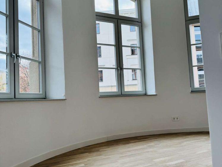 ***TOLLE 2 RAUMWOHNUNG MIT VIEL CHARME ~ FUSSBODENHEIZUNG ~ STELLPLATZ*** - Photo 1