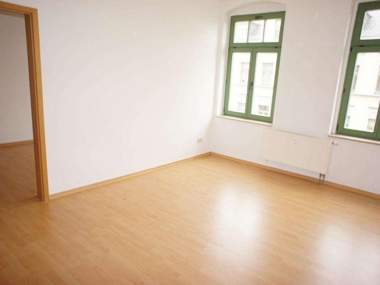 Wohnen in Küchwaldnähe mit Balkon + Laminat im 2. OG - Photo 1