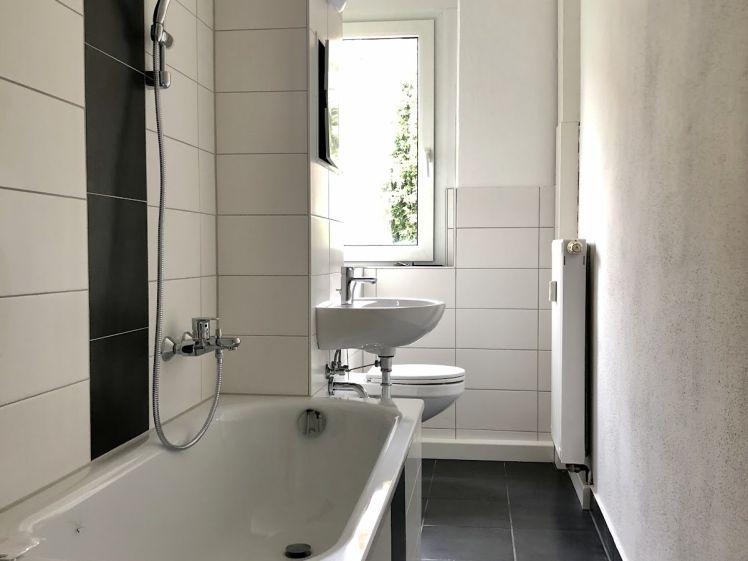 sanierte 3 Raum Wohnung für Ihre Familie - Photo 1