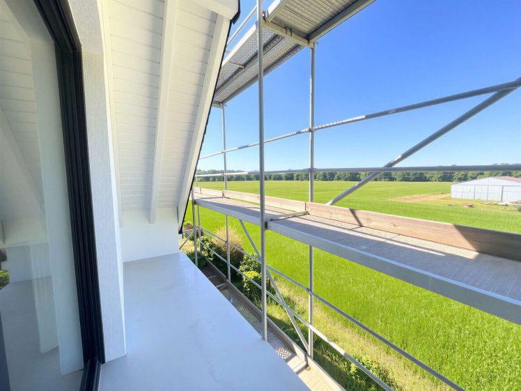 Wohnen + Arbeiten 5 Zimmerwohnung mit 140 m² in idyllischer Feldrandlage zu vermieten - Photo 1