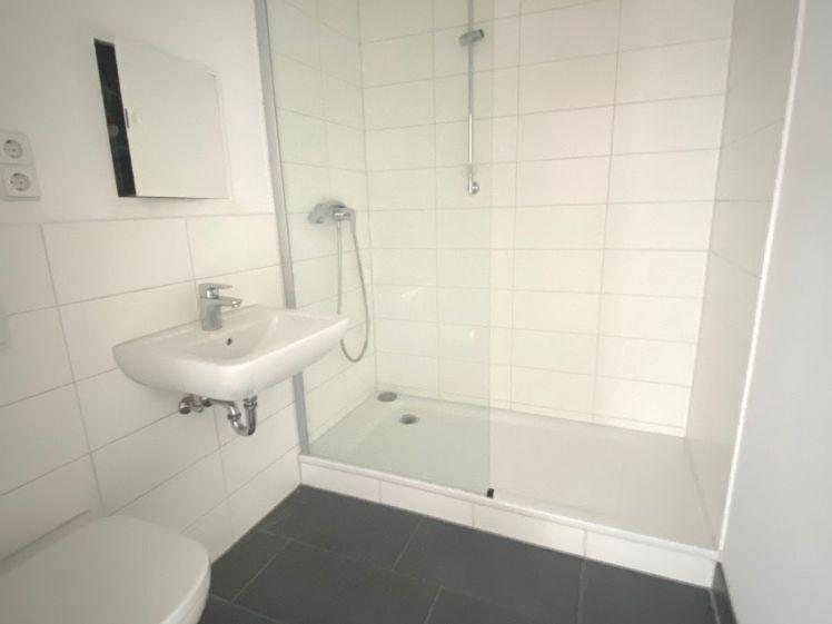 Komfortabel wohnen: Modernisiertes Zuhause mit Balkon, Aufzug und guter Anbindung - Foto 1