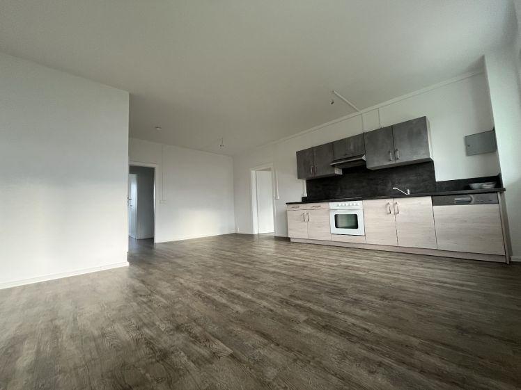 Mietfrei starten oder Gutschein sichern – Frühlingsaktion nutzen!*: Familienwohnung mit Einbauküche - Foto 1