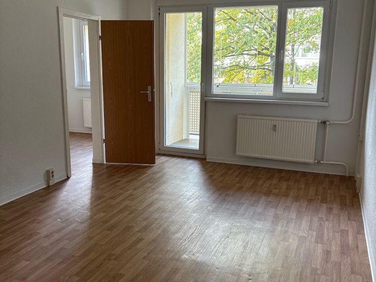 Ihr Familienglück ! 4- Zimmer Wohnung ab sofort ** 2.5 ** - Foto 1