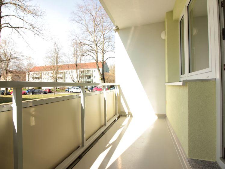 3-Raumwohnung im Erdgeschoss mit Balkon - Photo 1
