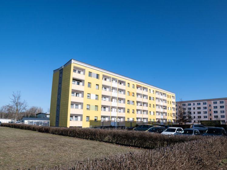 Helle 3-Raum-Wohnung mit Balkon im 3. Obergeschoss - Photo 1