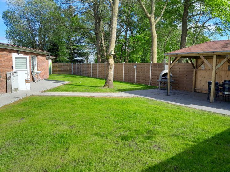Modernisiertes Zweifamilienhaus mit zwei Wohneinheiten in naturnaher Lage! - Foto 1