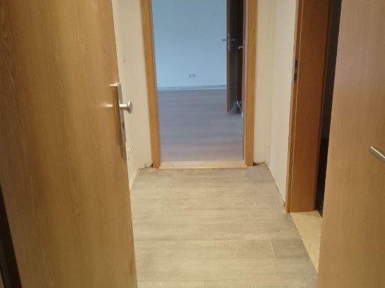 Gemütliche 2-Zimmer mit Dusche und Laminat in guter Lage! Garten mgl. - Foto 1