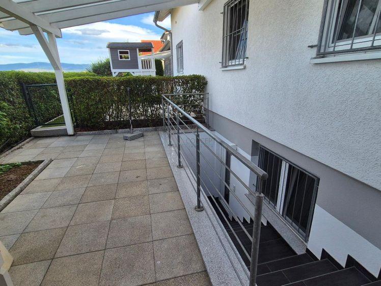 1-Zimmer-Einliegerwohnung mit separatem Eingang und Einbauküche in Bad Krozingen-Hausen - Photo 1