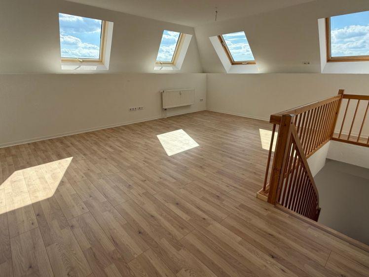 Wohnen am Zeißigwald über zwei Etagen - Lift / Terrasse u.v.m. - Photo 1