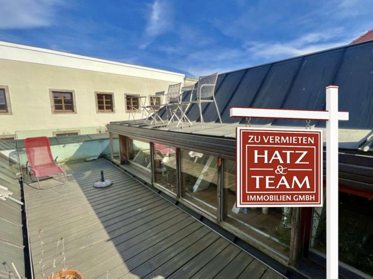 Exklusive Mailsonette-Wohnung mit Dachterrasse und traumhaften Blick auf das Oberhaus! - Photo 1