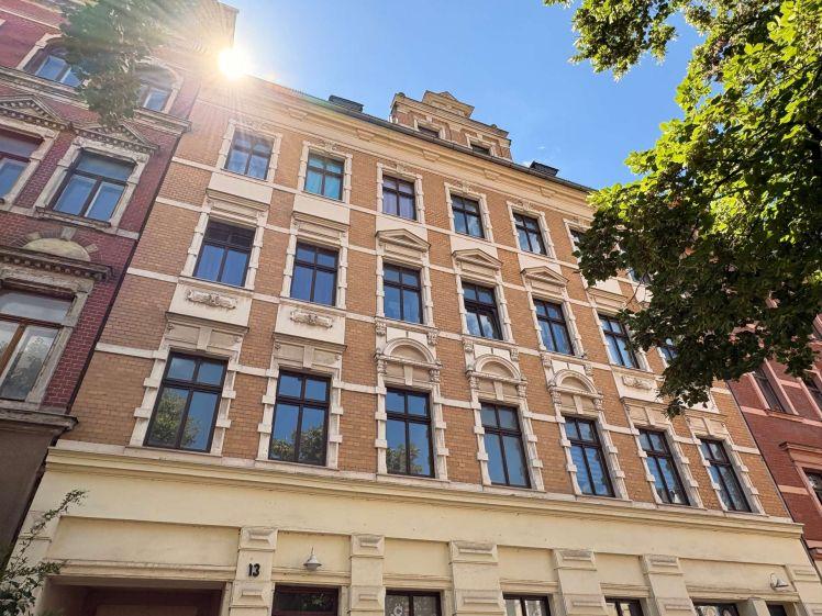 Helle 3 Zimmerwohnung mit Balkon und Aufzug! - Foto 1