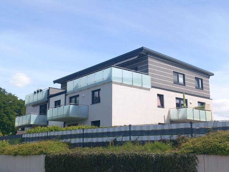 hochwertiges 2-Zimmer Penthouse mit Dachterasse in Meerane, inkl. PKW-Stellplatz, ab 01.04.2026! - Foto 1