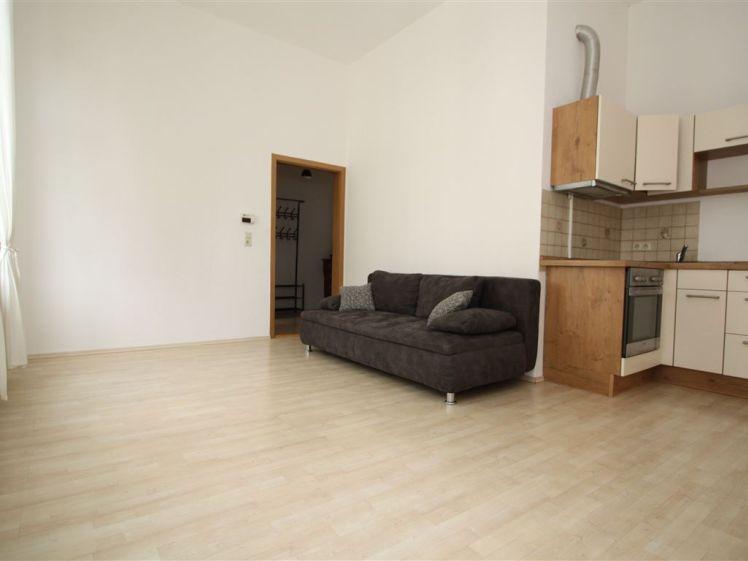 2 Raum im Zentrum Plauens mit Einbauküche - Photo 1