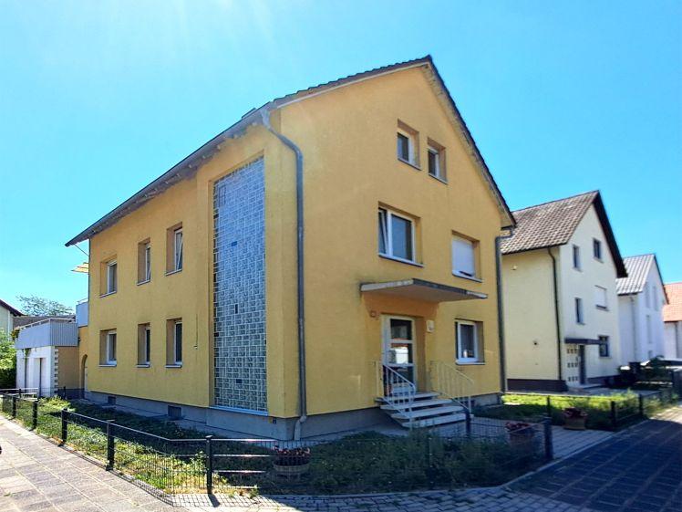 Dachgeschosswohnung in Innenstadtnähe - Foto 1