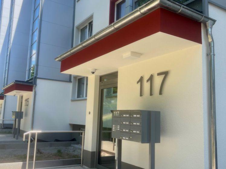 Erstbezug nach Modernisierung mit Aufzug - Photo 1