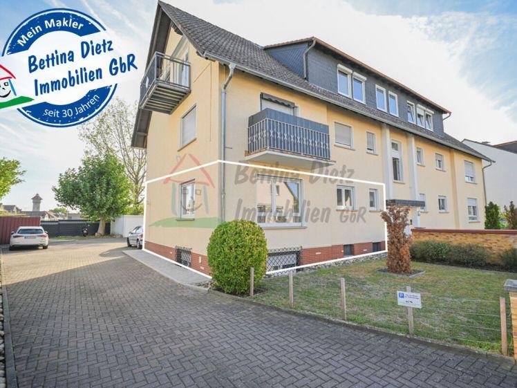 DIETZ: Frisch sanierte 3-Zimmerwohnung mit Stellplatz in zentraler Lage von Babenhausen! - Photo 1