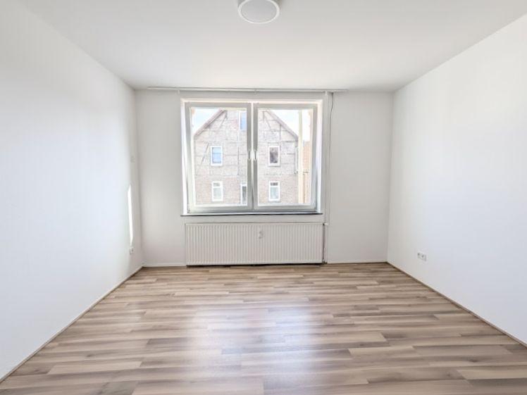 Hondelage: Frisch renovierte 3-Raum-Wohnung - Photo 1
