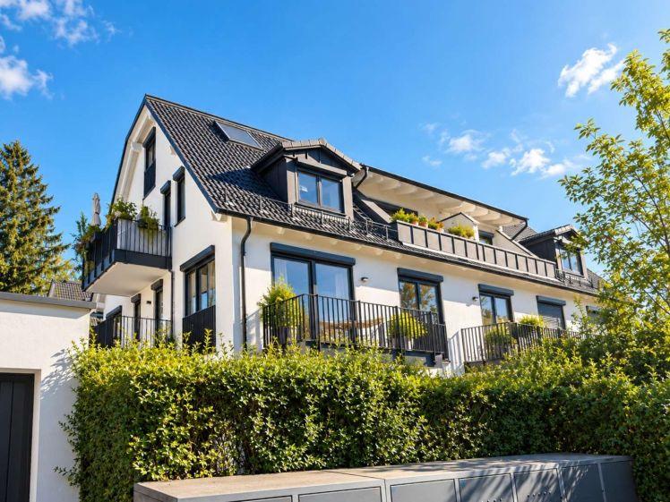 Sonnige 2-Zi.-Wohnung mit zwei Balkonen in ruhiger Lage - Foto 1
