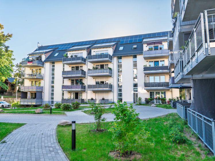 Moderne 4- Zimmer Dachgeschoss Wohnung mit Balkon und KFZ-Stellplatz in Freital - Foto 1
